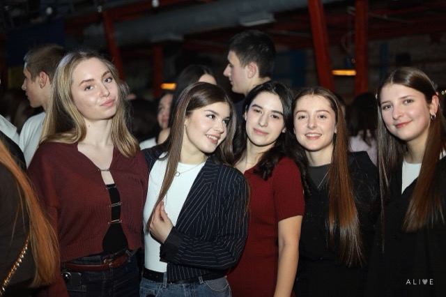 Gravity Religion. Концерт у стилі LOVE — фото 19 з 31