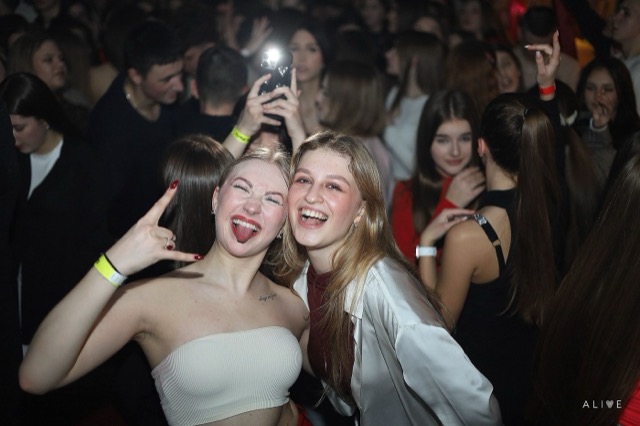 Gravity Religion. Концерт у стилі LOVE — фото 23 з 31