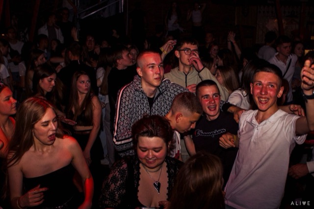 The Room: Black & White Party — фото 17 з 33