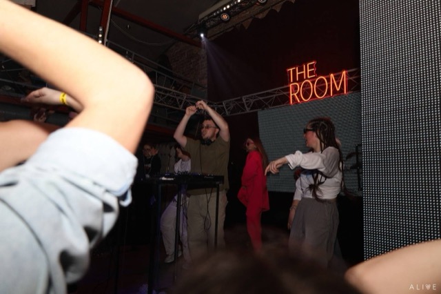 The Room: Hype & Hits Party — фото 29 з 35